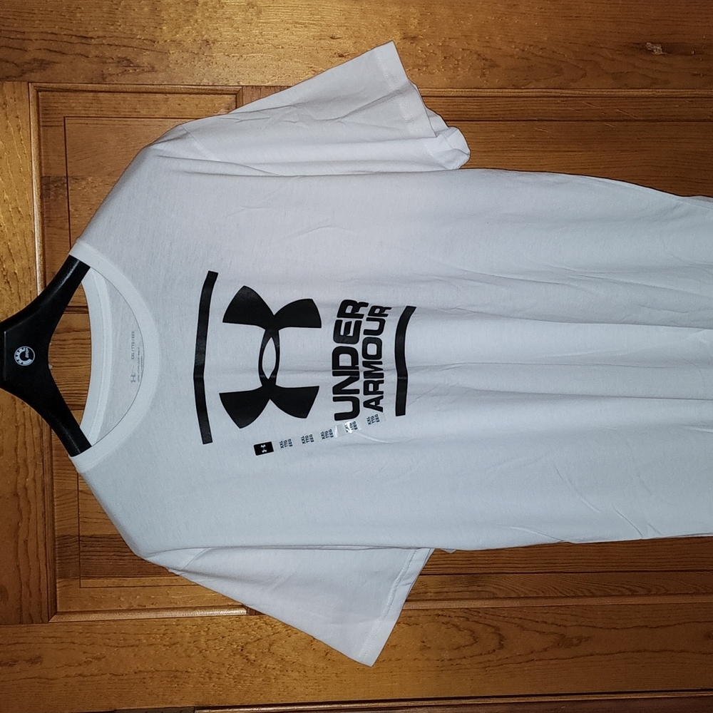 UNDER ARMOUR TEE SHIRT